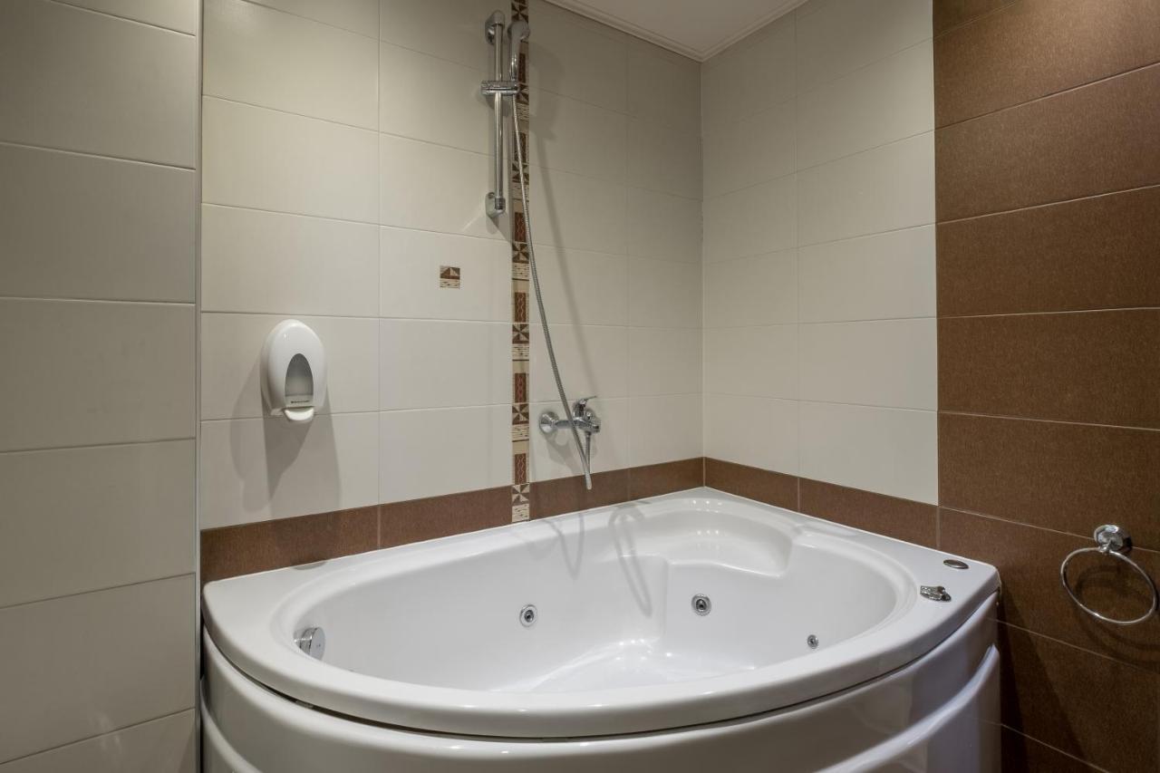 Хотел Том И Нези Класик Velingrad Exterior foto